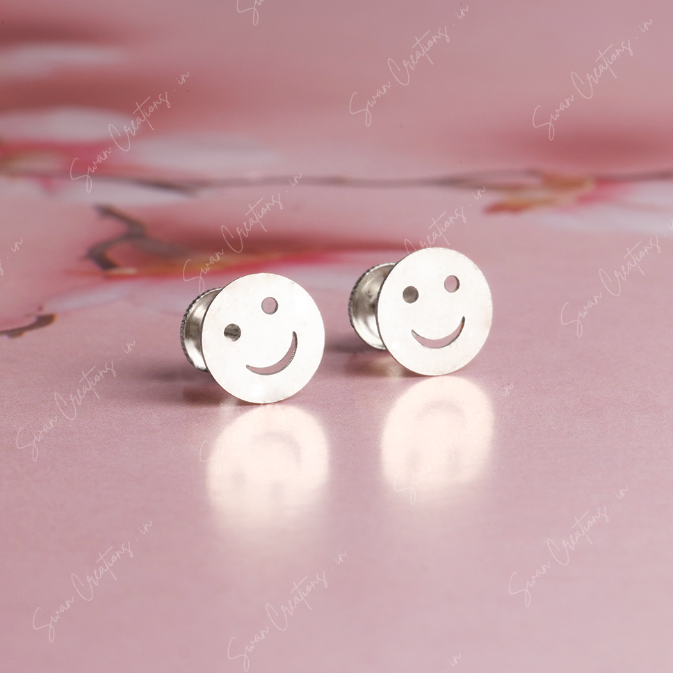 smiley -swancreations-earrings-everday earrings-925 silver stud-925 earrings-silver earring-925 silver earring 925 Silver Earring - SMILEY - Image 1
