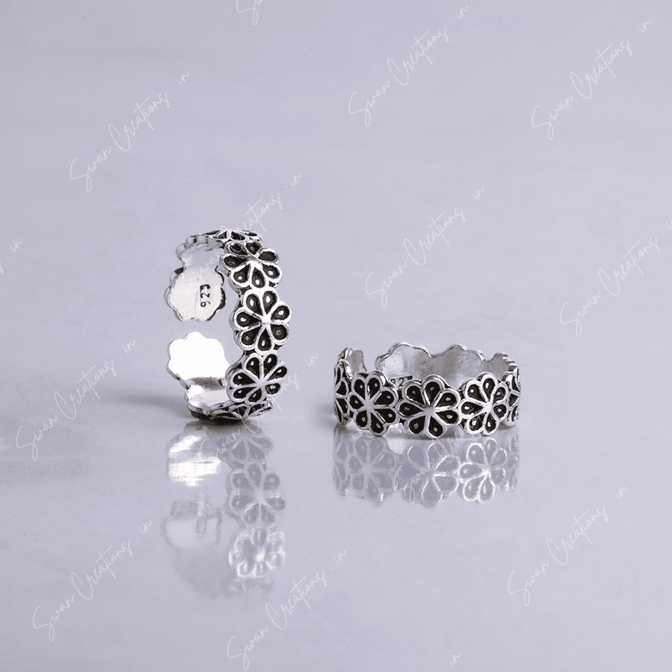 925 SILVER ADJUSTABLE TOE RINGS - FLORAL BAND - Image 1