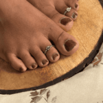 925 SILVER ADJUSTABLE TOE RINGS - SMOKED PETAL - Image 2