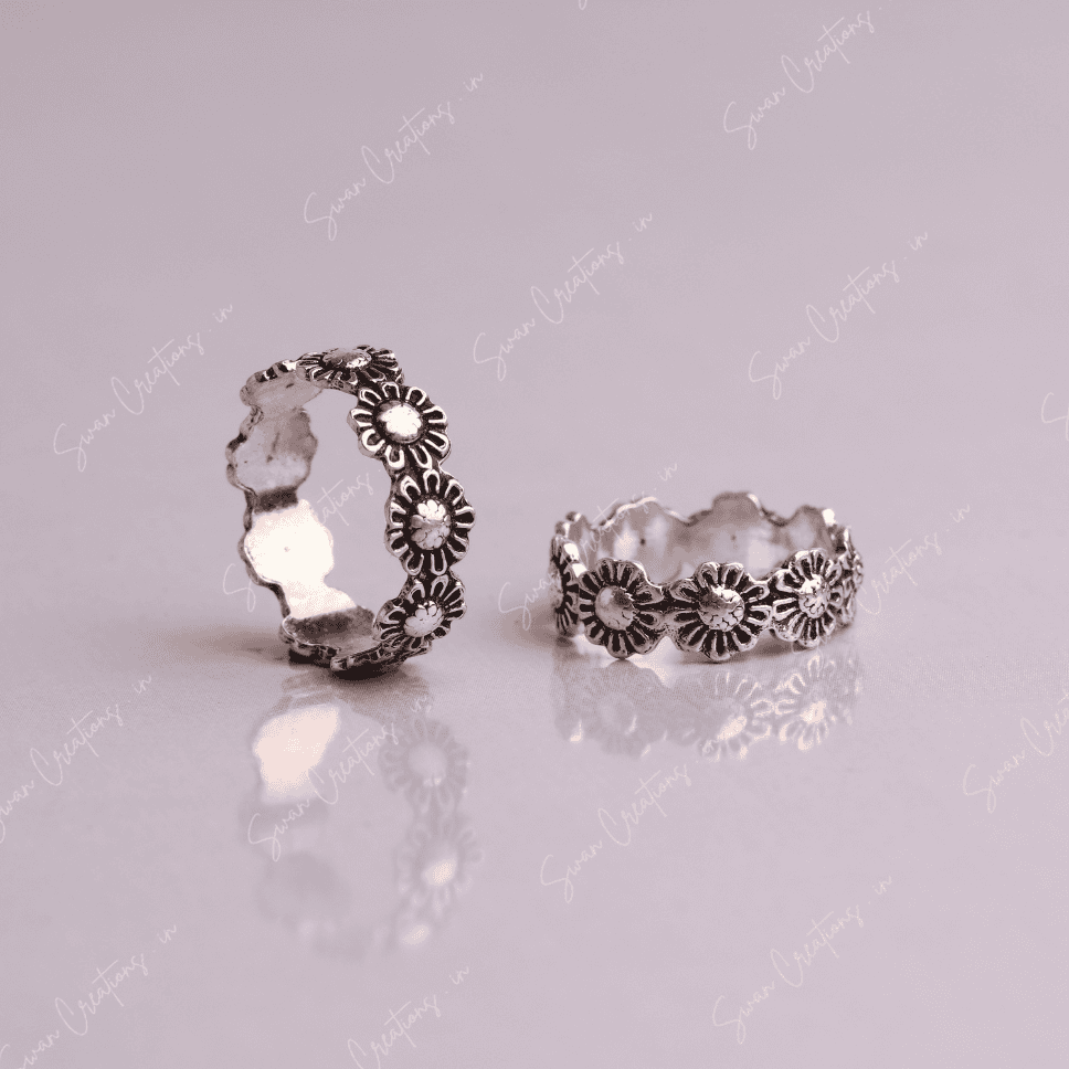 925 SILVER ADJUSTABLE TOE RINGS - VINTAGE BLOOM - Image 1