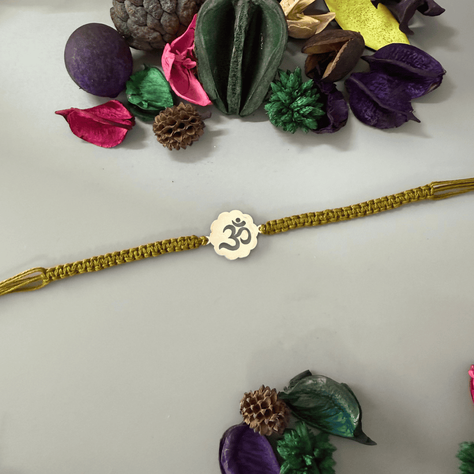 aum bandhan rakhi_925 silver rakhis_rakhis for raksha bandhan_rakis_silver rakhis_gifts_raksha bandhan_special rakhis_brother sister gifts (2) 925 SILVER AUM BANDHAN RAKHI - Image 1