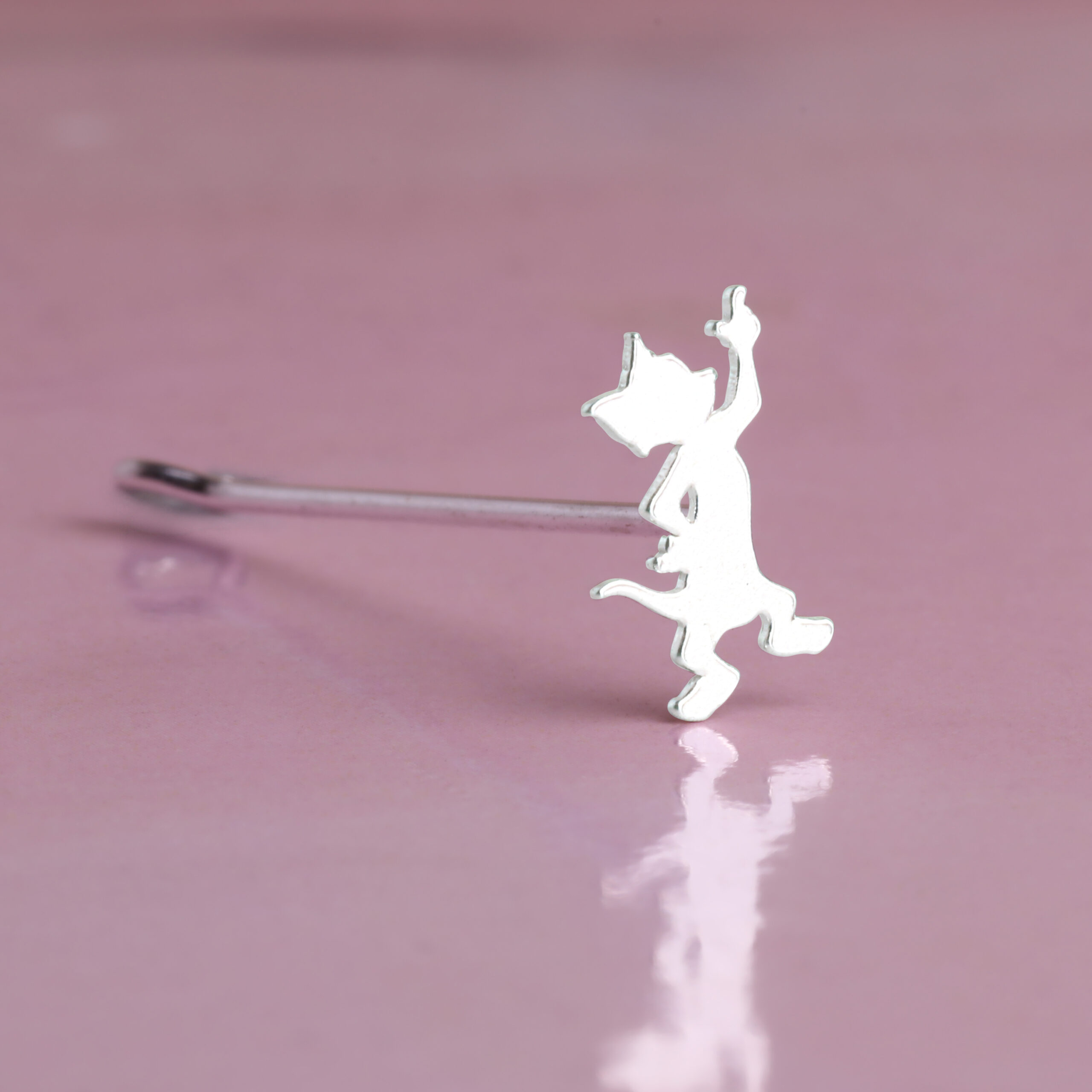 TOM-swancreations-impressions-babyproducts-bindistamps-pottuachu-chukkapulla-925silver TOM - Image 1